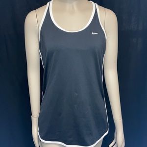 Nike top